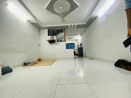 Bán nhà An Dương Vương diện tích 5x12 Quận 5 giá chỉ 6,6 tỷ liên hệ 0901336567