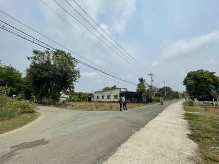 Đất 2 Mặt Tiền Nguyễn Văn Khạ Củ Chi sổ hồng riêng, xung quanh đầy đủ tiện ích, giá tốt