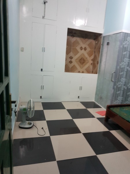 Cho thuê phòng trong nhà nguyên căn dt 15m2 - 25m2, giá 4 triệu/tháng, ngõ 59 Hoàng Hoa Thám