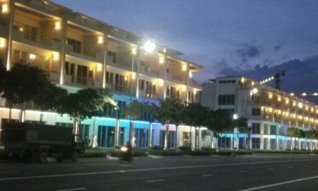 Shophouse Nguyễn Cơ Thạch cho thuê 2 căn liền kề. Đã hoàn thiện đẹp.