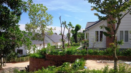Bán biệt thự hoàn thiện trong Resort nghỉ dưỡng 10tr/m2 cả đất + nhà bàn giao full nội thất