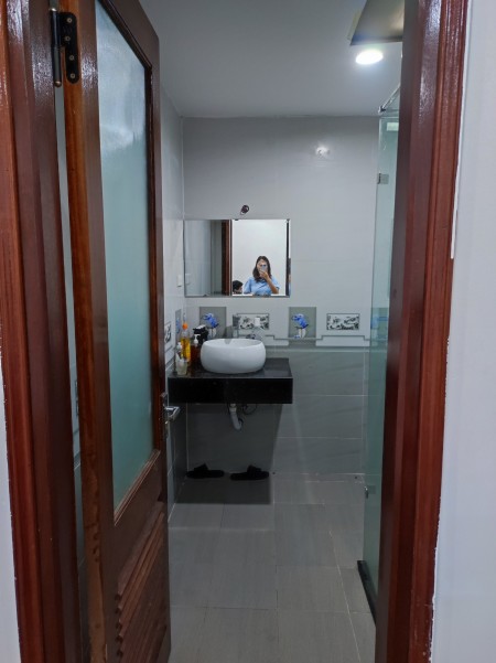 Cho thuê văn phòng làm việc Trần Quốc Vượng Quận Cầu Giấy, giá tốt thị trường