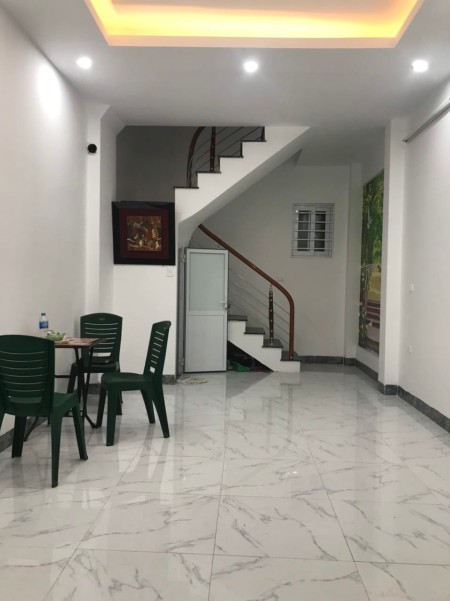 Bán nhà đẹp phố Văn Chương ngõ trước cửa thông thoáng giá bán chỉ nhỉnh 2 tỷ