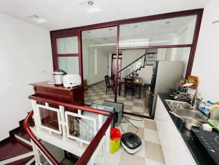 Bán nhà diện tích 75m2 5 tầng 5mt Nguyễn văn Cừ Long Biên ô tô vào nhà giá 8.9 tỷ