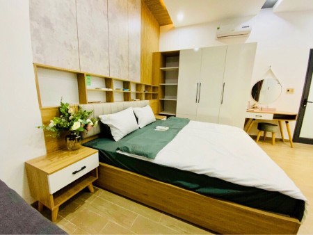 Bán gấp nhà 50m2 Trần Cao Vân kiệt ô tô thông Nguyễn Tất Thành, nhà mới 3 tầng full nội thất xịn xò