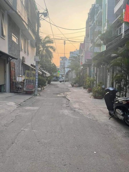 Bán nhà P21, Quận Bình Thạnh, 7PN, thu nhập 20 triệu/tháng, chỉ hơn 6 tỷ, sổ hồng riêng