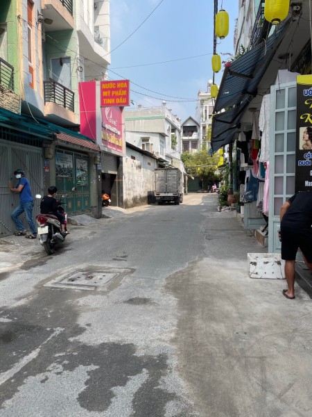 Nhà 3 tầng Huỳnh Văn Nghệ, giá bán 4 tỷ còn thương lượng đầu tư sinh lời, khu an ninh