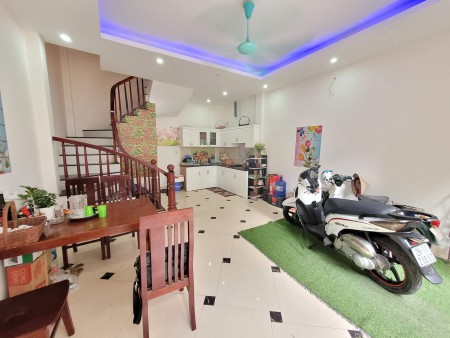 Chính chủ cần bán nhà 5 tầng Mậu Lương kinh doanh mọi mặt hàng ô tô đỗ cửa sổ sẵn