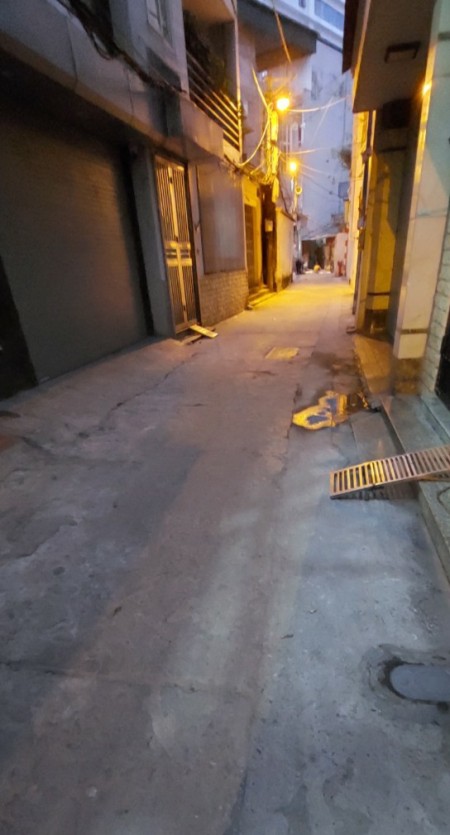 Bán nhanh nhà dân xây ở Nguyễn Văn Cừ, Bồ Đề DT 53m2 5 tầng, giá 8.3 tỷ ngõ ô tô