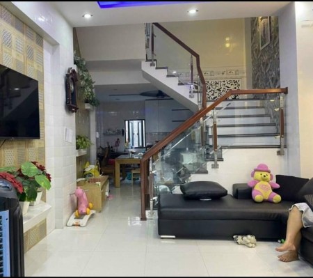 Nhà Ông Ích Khiêm, Hải Châu, diện tích sử dụng 65m2, 3 tầng, giá bán chỉ 2.9 tỷ