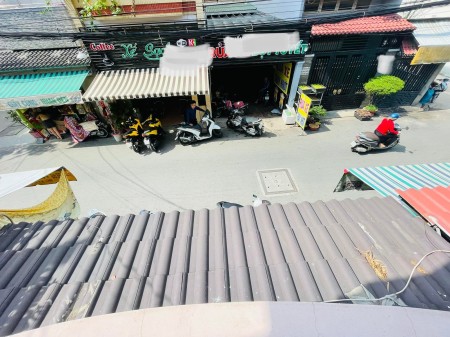 Nhà nguyên căn 1 trệt 1 lầu đúc hơn 80m2, đường Đồng Đen, phường 14, Quận Tân Bình, giá nhỉnh 6 tỷ