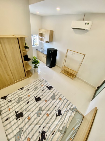 CĂN HỘ FULL NỘI THẤT MỚI TOANH - GẦN VÒNG XOAY LÝ THÁI TỔ