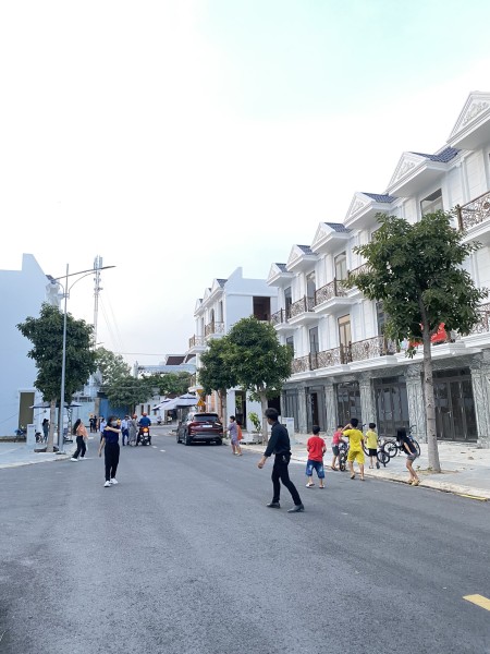 Đi đến slide 4