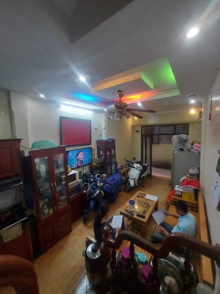 Bán căn duy nhất quá đẹp nhà bán Khương Đình, diện tích 38m2, giá chỉ hơn 3 tỷ