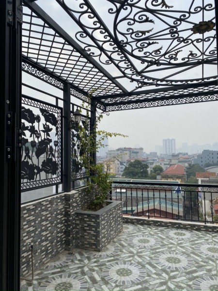 Đi đến slide 8