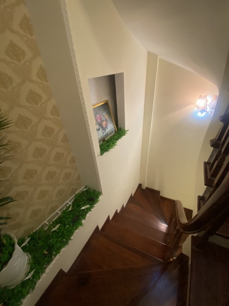 Bán nhà mới xây 5 tầng ngõ 225 Quan Hoa giá 4,95 tỷ. LH 0912442669