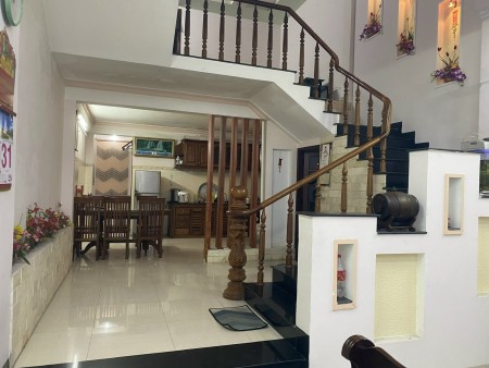 Cần bán gấp nhà khu Nam Việt Á, 3 tầng, diện tích sử dụng 92m2, đường 7.5m