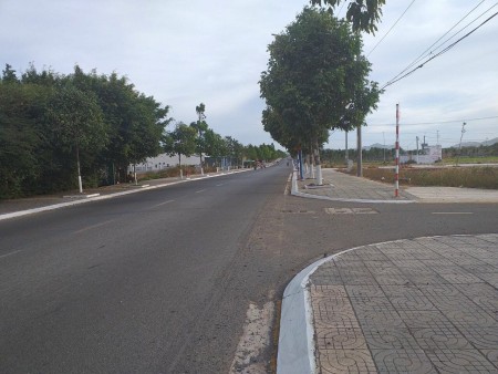 Bán lô đất đẹp Mặt Tiền Tỉnh Lộ 52, Long Tân, Bà Rịa Vũng Tàu giá bán 3 tỷ, sổ sẵn