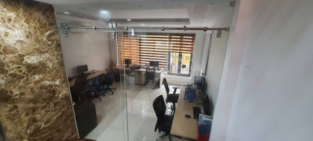 Chính chủ cho thuê làm văn phòng dài hạn (04 phòng có điều hòa, 2 wc)