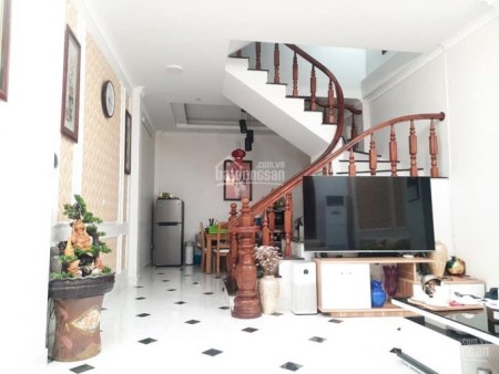 Bán nhà Phan Đình Gió Hà Đông, 3 mặt thoáng, ô tô tận cổng, diện tích sử dụng 33m2 giá 3.25 tỷ