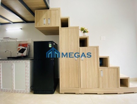 Căn hộ dịch vụ cao cấp ngay Âu Cơ, full nội thất có bãi xe oto, an ninh sạch sẽ hiện đại
