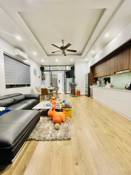 Bán nhà Yên Lạc Hai Bà Trưng, gara ô tô 5 tầng thang mát, diện tích 68m2, giá 15.95 tỷ