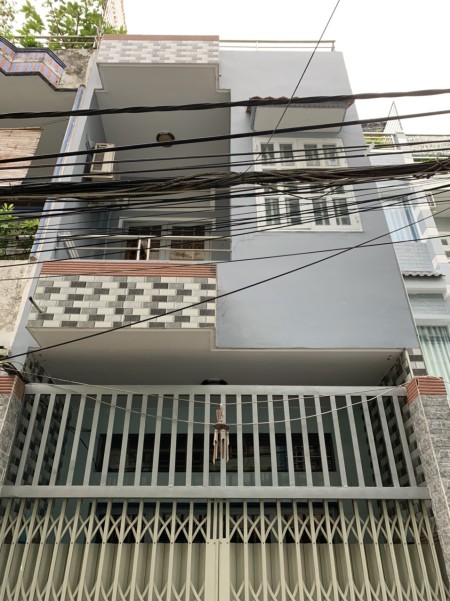 Bán nhà nguyên căn hẻm xe hơi 3 tầng, dtsd 50m2, giá bán 4.5 tỷ, Phường 16, Quận 8