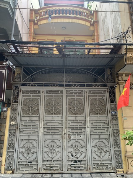 Bán nhà riêng chính chủ phố Hoàng Hoa Thám (Quần Ngựa). Diện tích 90m2 * 4 tầng