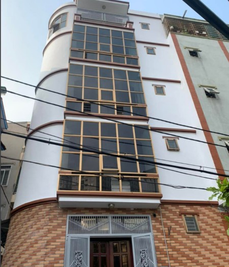 Siêu phẩm Trần Cung 5 tầng, giá bán 3,3 tỷ ô tô đỗ cửa, kinh doanh, nhà đẹp ở ngay