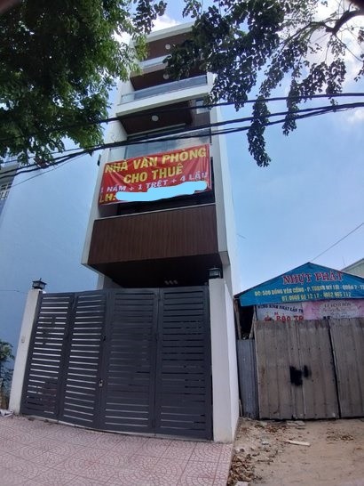 Cho thuê biệt thự nhà phố nguyên căn ở Đồng Văn Công, giá 40 triệu/tháng, giá tốt