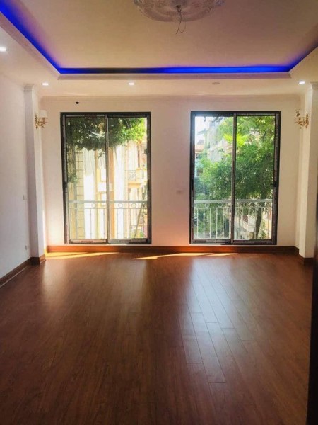 Bán nhà Cầu Diễn ô tô vào nhà dtsd 50m2, giá nhỉnh 4 tỷ thương lượng, liên hệ 0982954858