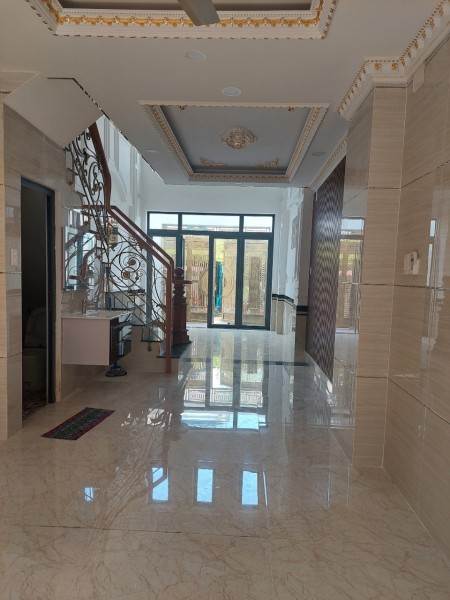 Bán nhà đẹp ở ngay Kha Vạn Cân Chợ Thủ Đức 4 tầng, diện tích 74m2 giá bán 6 tỷ