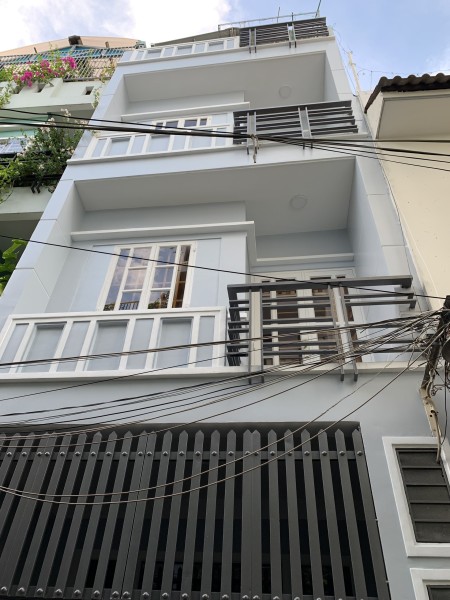 Bán nhà nguyên căn hẻm xe hơi, 3 tầng, diện tích 61M2, giá 6.8 tỷ, phường 4, Quận 8