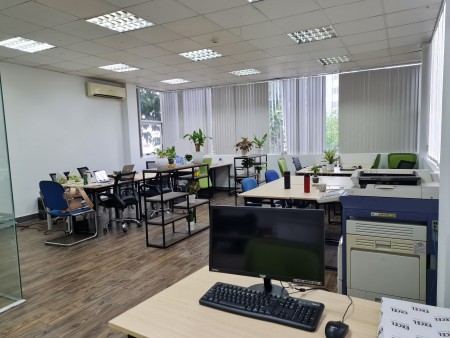 Chính chủ cho thuê VP diện tích sử dụng 90m2 trung tâm Quận 1 liên hệ 0902724749