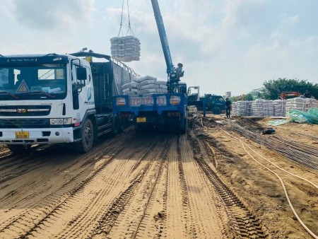 Bán đất mặt tiền ngay trung tâm chợ view núi