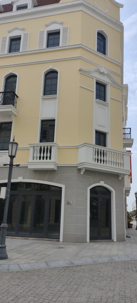 Đi đến slide 4