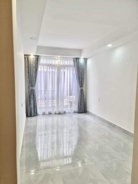Bán nhà hẻm xe hơi Tô Hiến Thành, P13, Quận 10, dtsd 33m2, 4 tầng, giá bán 6 tỷ, sổ sẵn