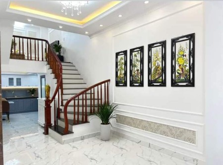 Nhà đẹp mặt phố Tô Hiệu, kinh doanh văn phòng, dtsd 82m2, 4 tầng mặt tiền 9m