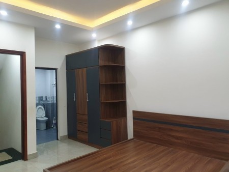 Cần tiền bán gấp nhà Văn La, Hà Đông, 30m2 x 4 tầng, 3 ngủ, giá bán nhỉnh 3 tỷ