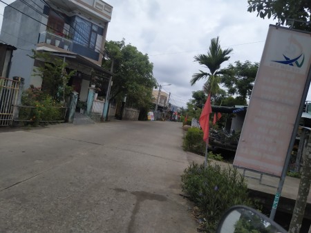 Tôi có lô đất tại thôn dương lâm 2 xã Hòa Phong huyện Hòa Vang Đà Nẵng cần bán lh 0352663075