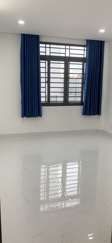 Cho thuê nhà mới xây, nguyên căn, chính chủ, điện nước riêng liên hệ 0906666495