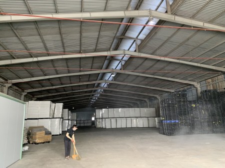 Cho thuê kho trong cụm công nghiệp 3.500m2 Hố Nai, Trảng Bom, Đồng Nai.