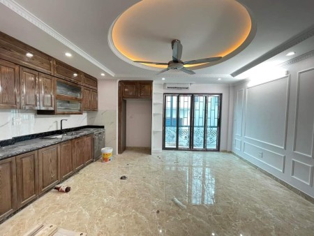 Bán nhà Thanh Xuân, 7 tầng thang máy, thiết kế châu Âu, ô tô tránh, dt 40m2, giá thương lượng