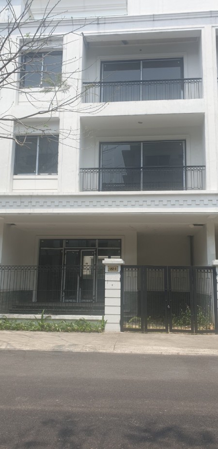 Bán căn biệt thự Pear villas, Ngọc Trai, Hùng Thắng, Bim Group lh 0356236196