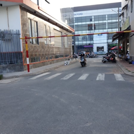 Cần cho thuê đất đường Hoàng Hữu Nam, phù hợp làm kinh doanh thuận tiện sinh hoạt