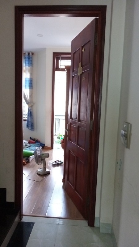 Cho thuê nhà 4 tầng diện tích 54m2 gần đường Phạm Văn Đồng Thủ Đức lh 0933044565
