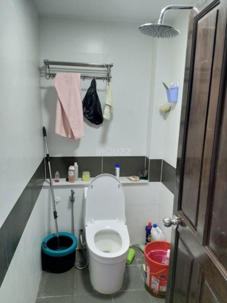 Cần bán gấp nhà riêng đẹp HXH có cửa hậu Huỳnh Văn Bánh, Phú Nhuận