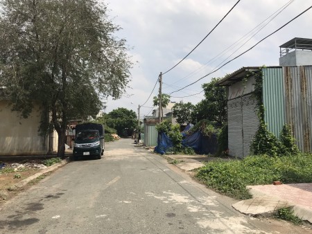 Bán đất xây trọ đối diện cty may và gia công ngay chợ Nhựt Chánh lhcc 0762 939 117