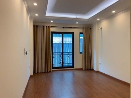 Bán gấp nhà Đức Diễn Bắc Từ Liêm 55m2x 4 tầng giá 5.9x tỷ ngõ thoáng hiếm, lh 0386392021