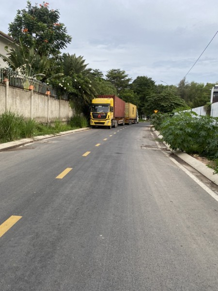 Cho thuê đất thổ cư dtsd 1.600m2 gần đường số 2, phường Long Thạnh Mỹ, Quận 9, TP.HCM
